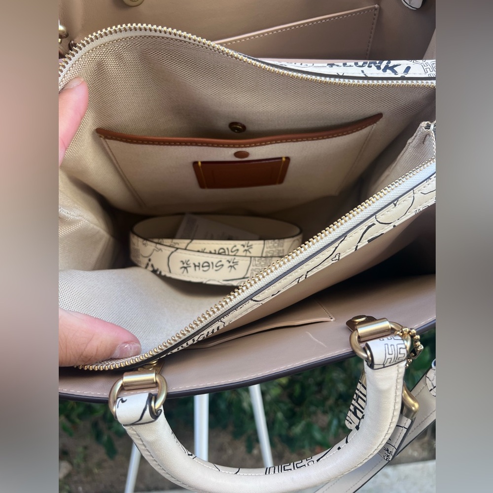 Coach NWT X Peanuts Rogue Bag With Newspaper Print/ Comic - Picture 10 of 15